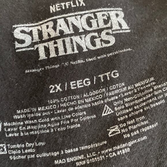 Stranger Things Netflix T- Shirt 2X Unisex Black Short Sleeve Hellfire MadEngine - Picture 6 of 6